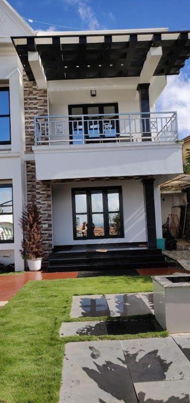 Sky Blue Resort Ooty Bagian luar foto